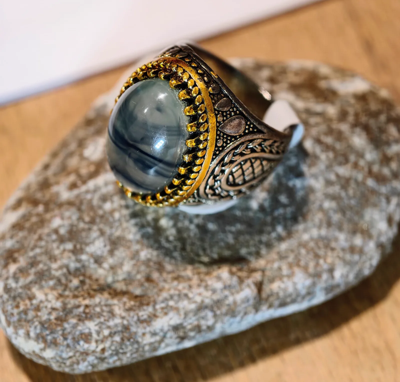 Bague homme effet pierre de lune nacre - Khaldoun
