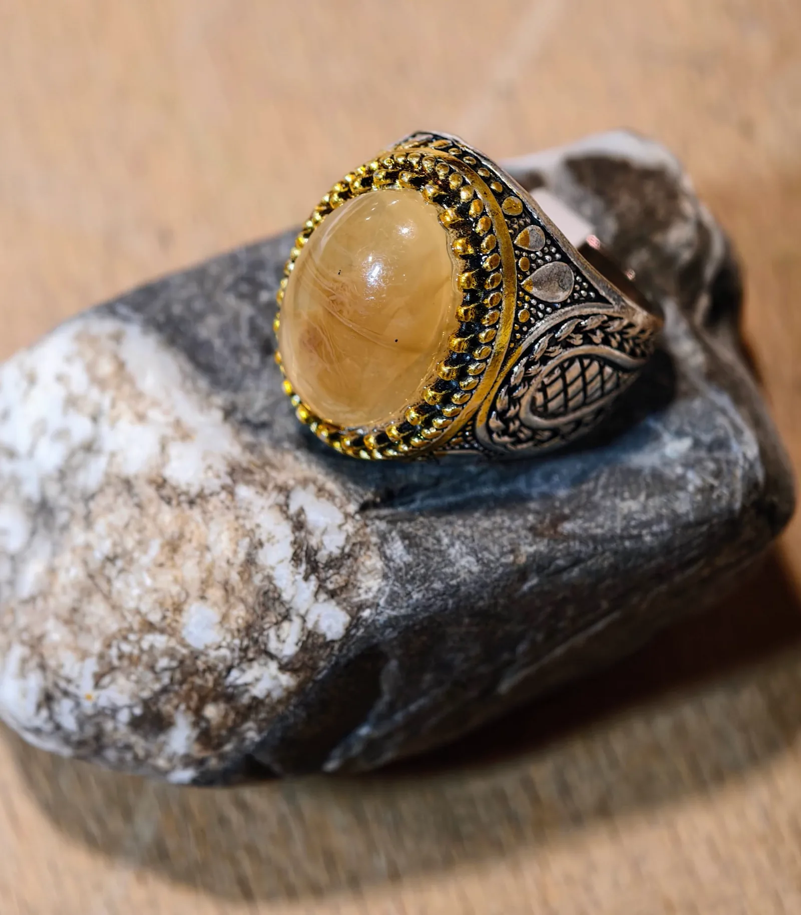 Bague homme pierre citrine dorée - chevalière Khaldoün